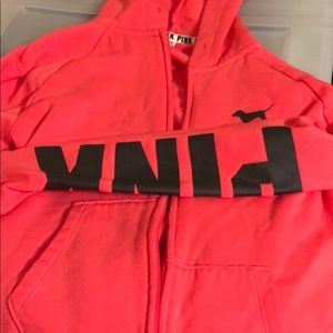 VS Hoodie
